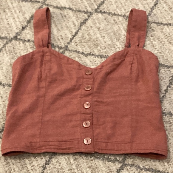 Abercrombie & Fitch Tops - Abercrombie & Fitch Crop Top